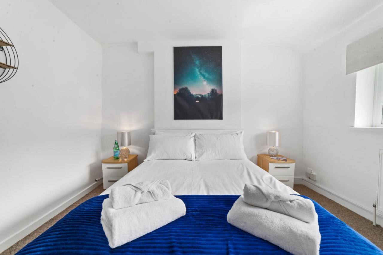 Village Cwtch Whitchurch 2 Bedroom Apartment Кардифф Экстерьер фото